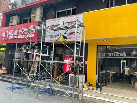 南平制作广告招牌如何避免它发黄？